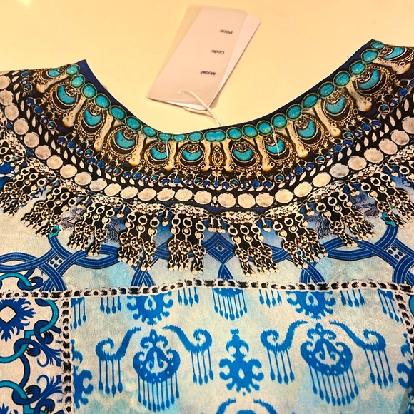 NWT - TRUE COLOURS Lace-up V-neck Caftan - Picture 9 of 9